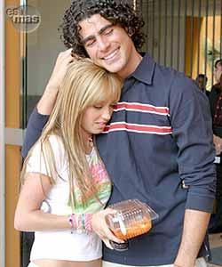 ♫♥NicO♫♥ - Aici punem poze cu NicO!!!Incep ew In poza e - *♥*R3b3ld3*♥ *